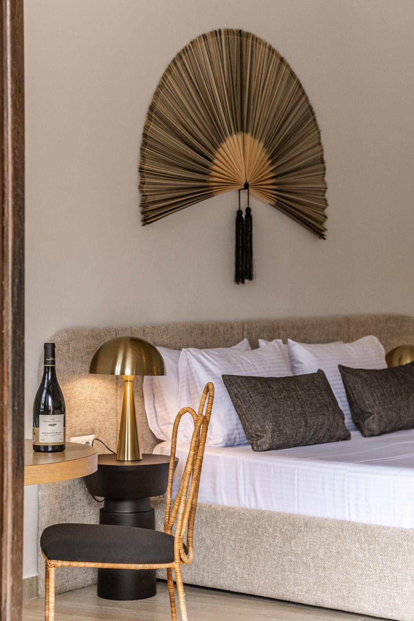 Lithinon Luxury Suites ハニア エクステリア 写真